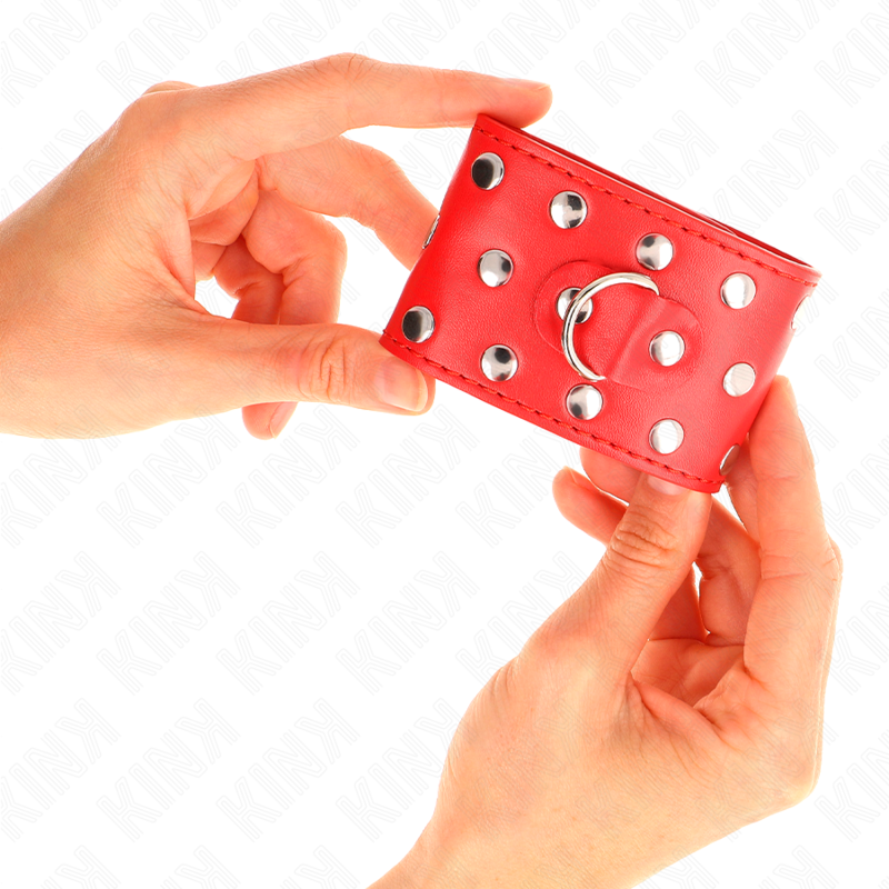 KINK - MENOTTES DE POIGNET À FERMETURE RAPIDE PLEINES DE RIVETS ROUGES AJUSTABLES 19-24 CM X 5.5 CM