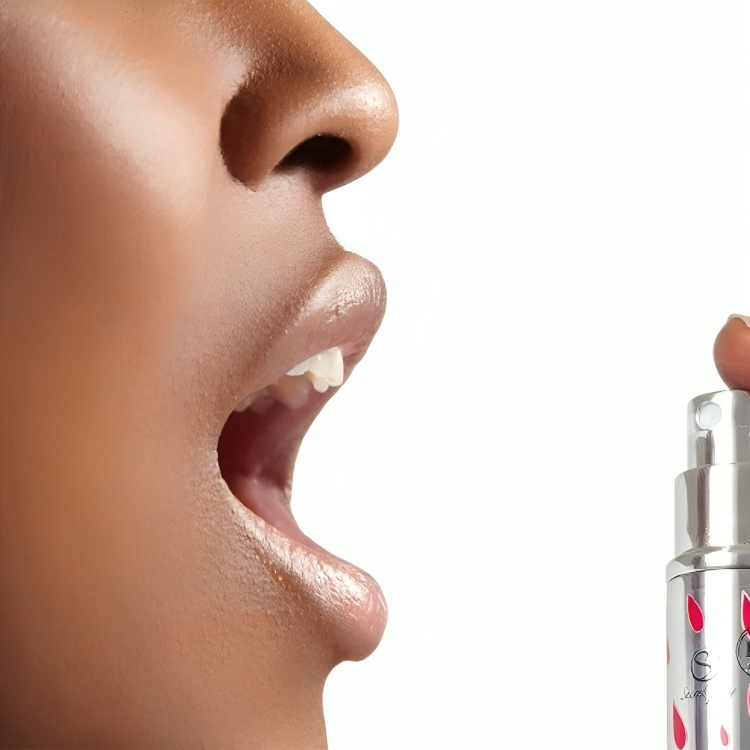 SECRETPLAY - SPRAY DE BAIN DE BOUCHE FRAISE ACIDE